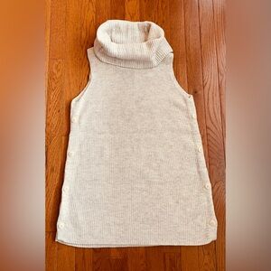 Banana Republic • Knit Layering Vest